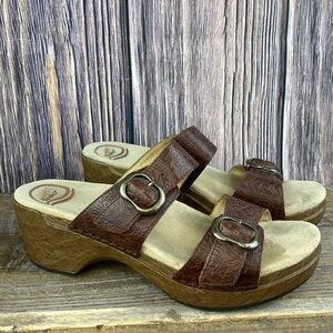 Dansko Brown Leather Sandals With Tooled Floral Pattern- Size EUR 38 / US 7.5